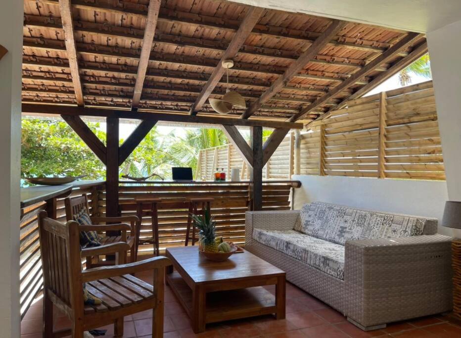 Maison Marouka Sur La Plage Du Diamant Ле Диамант Екстериор снимка