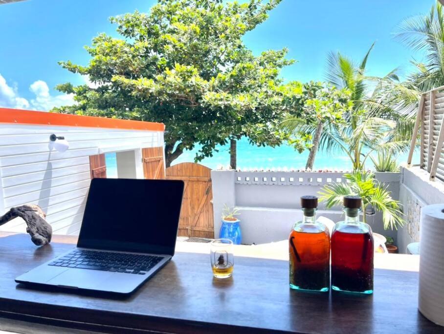 Maison Marouka Sur La Plage Du Diamant Ле Диамант Екстериор снимка